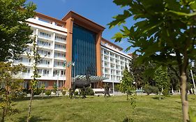 Chinar Hotel & Spa Naftalan