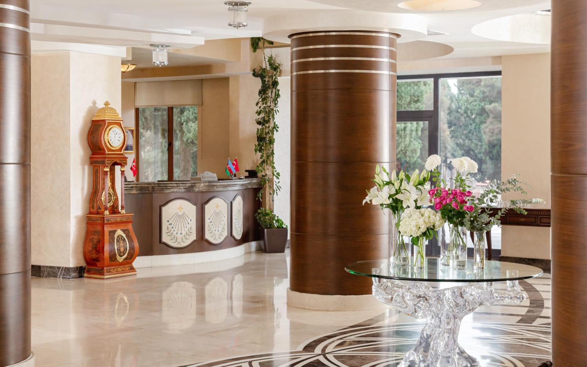 Chinar Hotel & Spa Нафталан Экстерьер фото