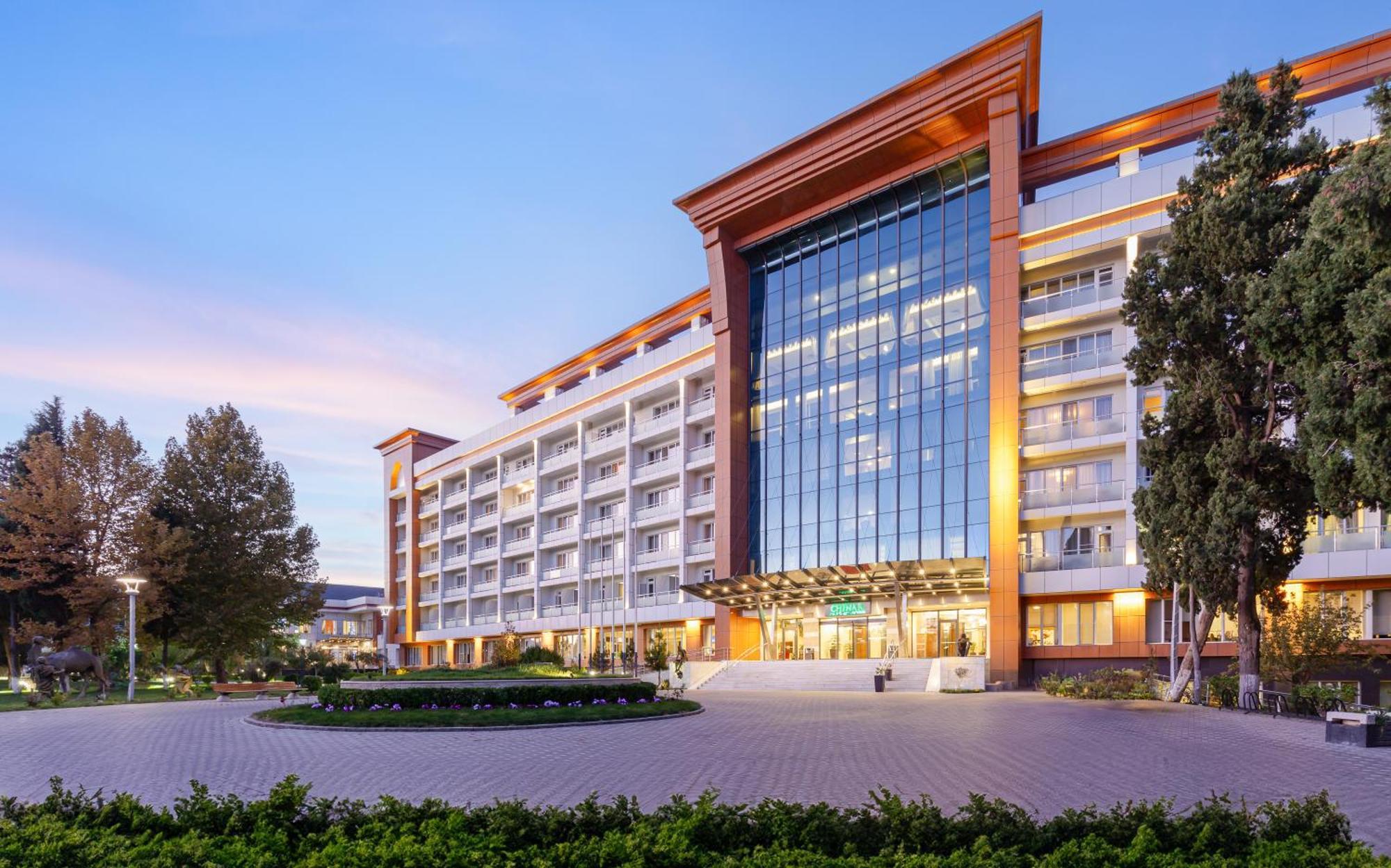 Chinar Hotel & Spa Нафталан Экстерьер фото