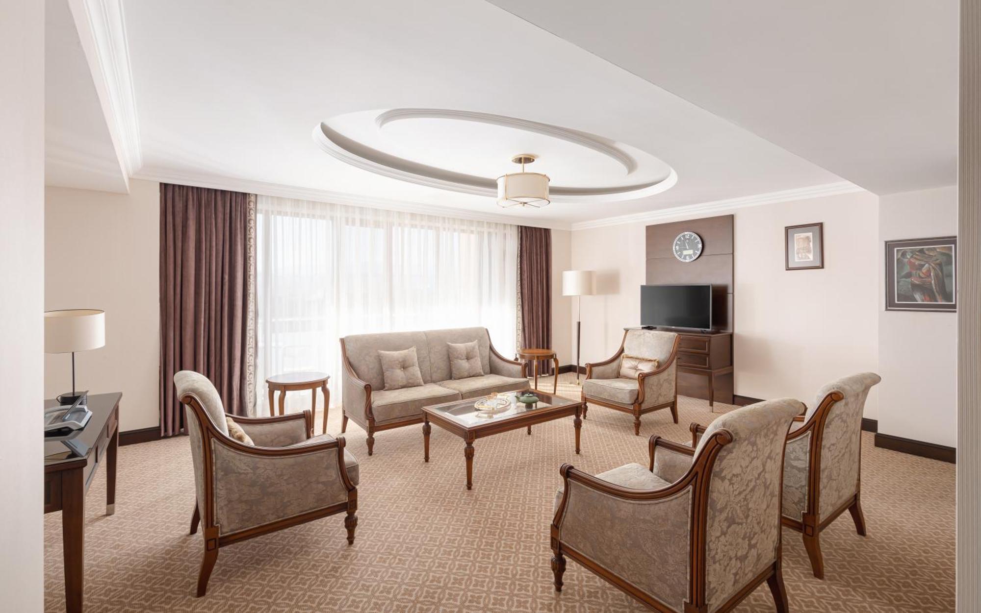 Chinar Hotel & Spa Нафталан Экстерьер фото
