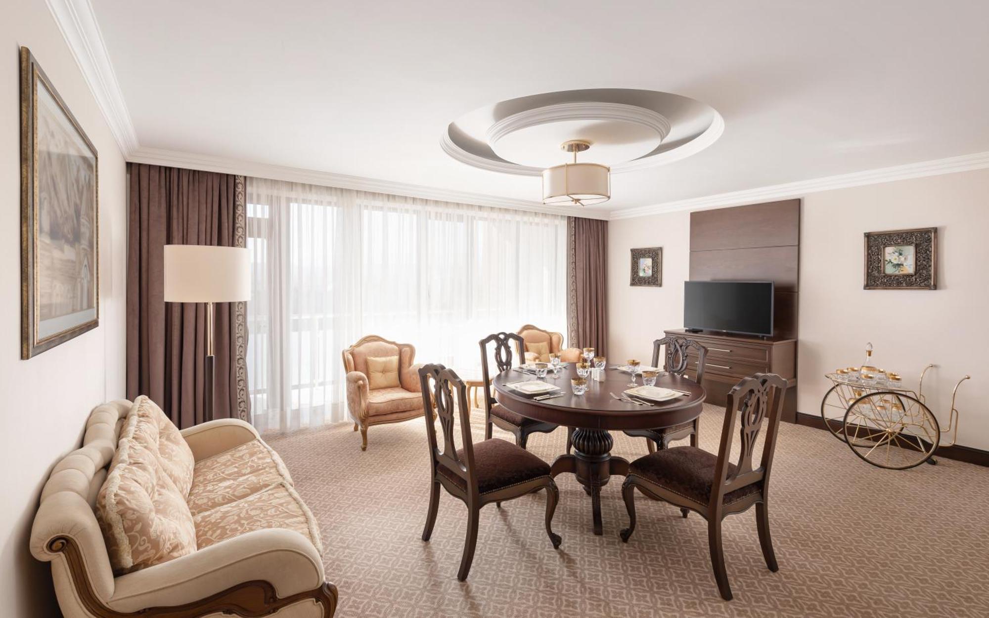 Chinar Hotel & Spa Нафталан Экстерьер фото