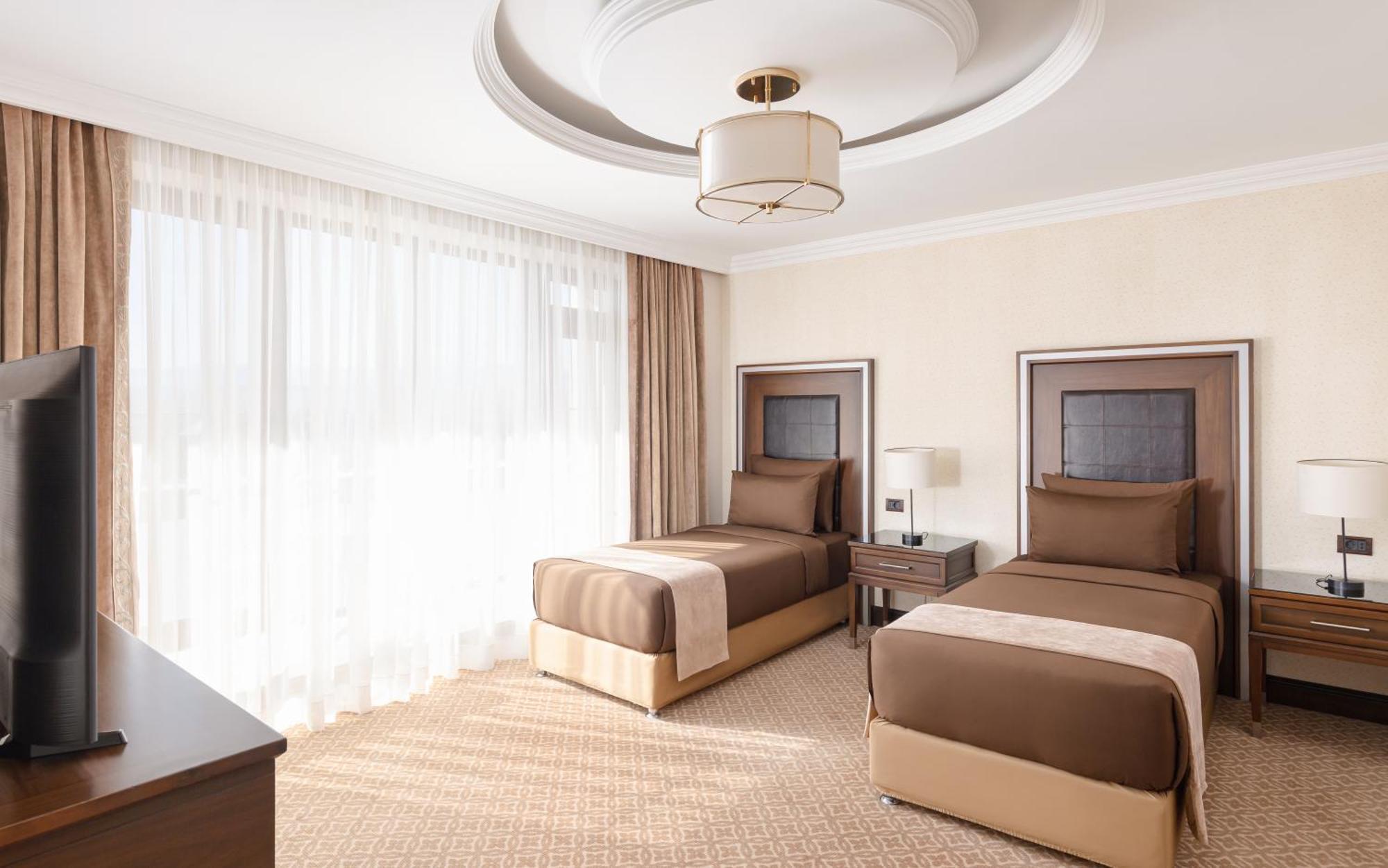 Chinar Hotel & Spa Нафталан Экстерьер фото